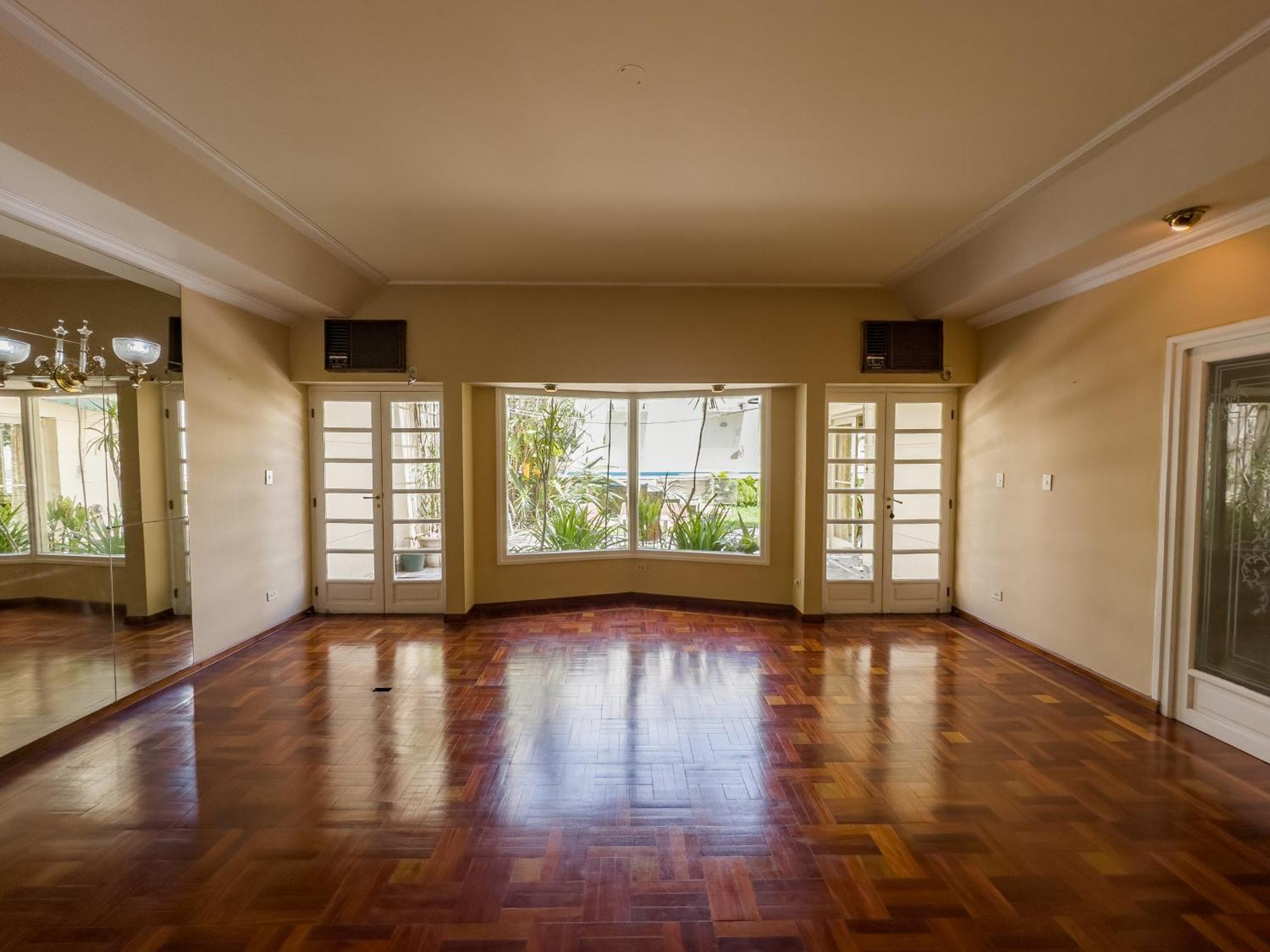 Rodex Hostel Tucuman ซันมิเกลเดตูกูมาน ภายนอก รูปภาพ
