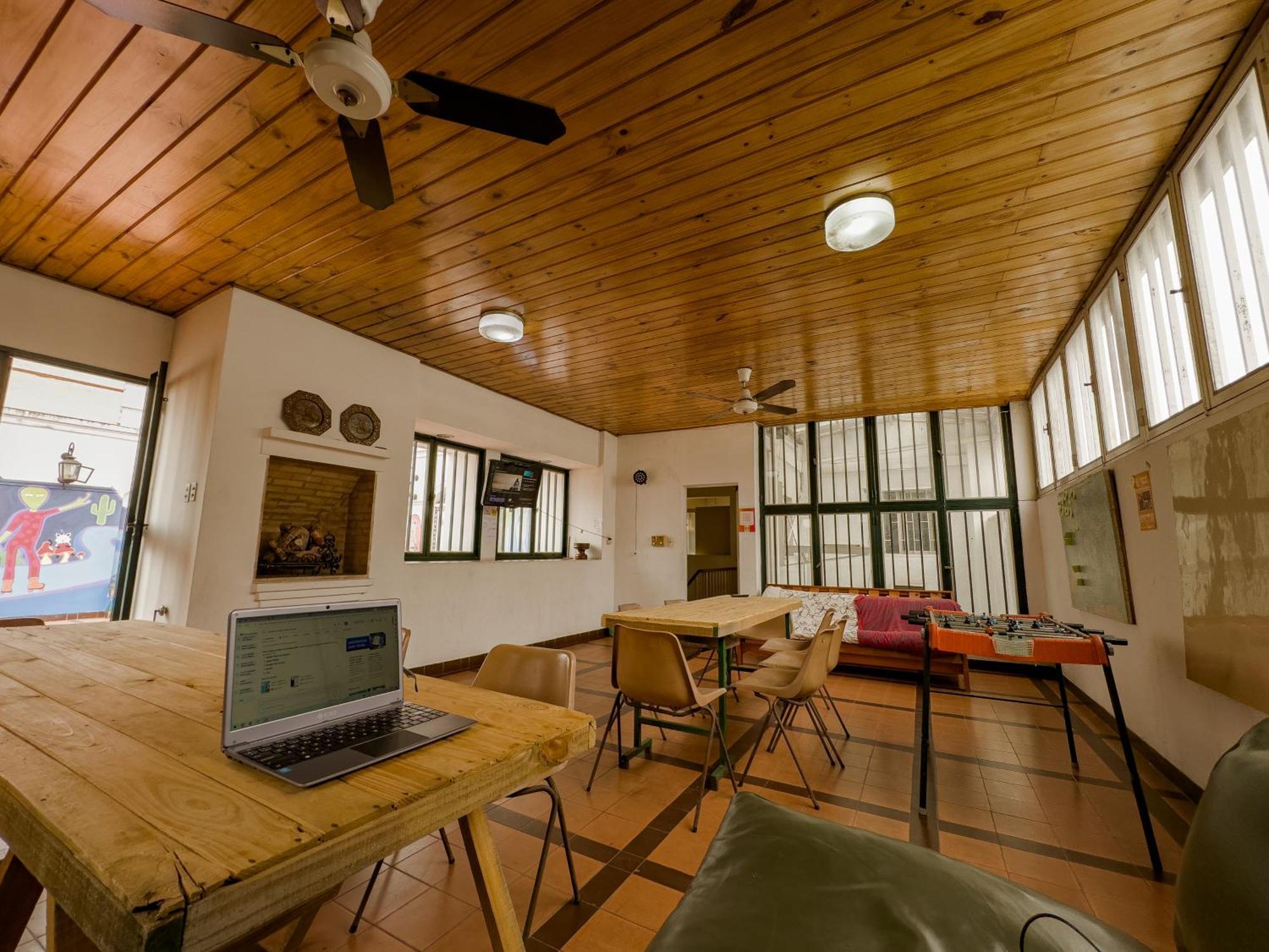 Rodex Hostel Tucuman ซันมิเกลเดตูกูมาน ภายนอก รูปภาพ